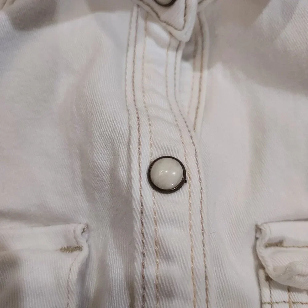 Divided by H&M Sz 4 Cotton Stretch White Snap Down Pearlizzed Western - Picture 4 of 10